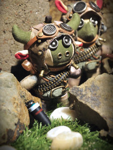 Original Steam Sprite Creative Keychain Camouflage Bullet Chain Version Little Cute Bull Marine Corps Key Holder Festival Gift