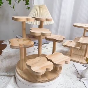 Spring Homeชั้นวางโมเดลอคริลิค มีทั้งหมด 7 แห่ง ชั้นวางตุ๊กตา และฐานเป็นไม้ ตกแต่งเดสก์ท็อป