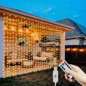 โคมไฟปีใหม่ห้องนอน LED 8 โหมด USB รีโมทคอนโทรลไฟนางฟ้าสตริงสำหรับงานแต่งงานคริสต์มาสตกแต่งพวงมาลัยม่านไฟ