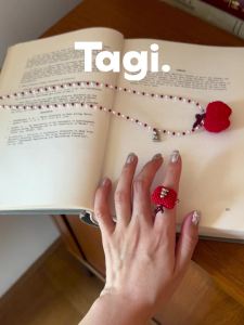 Tagi. Beads Necklace Earrings Earclips Ring สร้อยคอ สร้อยคอผู้หญิง ต่างหูติดหู ต่างหูหนีบ แหวน