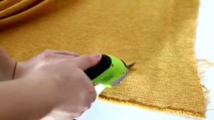 Portable Electric Scissors Handheld Wireless Charging Electric Scissors Fabric Leather Cutting Tools Cordless Sewing Scissors For Cutting Clothing Fabrics