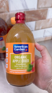 Chai TT ORGANIC 500ml + GIẤM TÁO Ý HỮU CƠ AMERICAN GARDEN Apple Cider Vinegar With The Mother