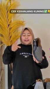 Sepatu kasual Working J-05 / Sepatu Slop / Sepatu Kerja / Sepatu Santai / Sepatu Cowok Sneakers / Sepatu Santai Pria Import / Sepatu Slop Pria Keren Terbaru 2021 / Sepatu Pria
