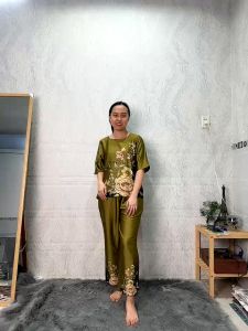 E236 Đồ bộ mặc nhà trung niên lụa Latin tay lở quần ống suông dài 9 tấc Bộ trung niên Huy Hà size lớn từ 50 - 75 kg