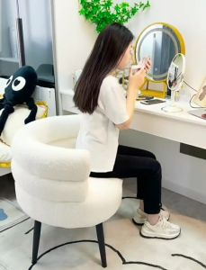 เก้าอี้ 4 สี เก้าอี้โซฟา เก้าอี้คาเฟ่ เบาะหนานูม โซฟามินิมอล นั่งทำงาน ราคาล่าสุด เก้าอี้ร้านกาแฟ ขาไม้แท้