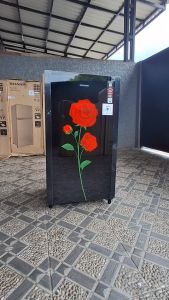 Kulkas 150 Liter Pintu Kaca: Kulkas Kompak untuk Rumah Tangga