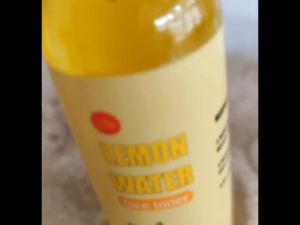 Beli 1 gratis 1 Toner Glowing Lemon exstract Lemon Toner flek dan jerawat Ukuran 100ml dan 60ml