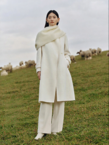 Koradior | Elegant Wool Coat 100 Percent Merino
