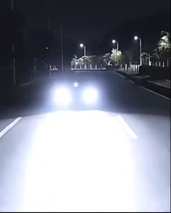 Lumio ไฟหน้ารถยนต์ LED 2PCS ไฟหน้ารถยนต์ สว่างมาก สําหรับรถยนต์ 6000K H4 H11 แสงขาวอบอุ่น