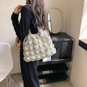 Fashion Park 🌺ความจุมากกระเป๋าถือ โท้ทปักเป้า สำหรับผู้หญิงกระเป๋าสะพายไหล่ บูนวมน้ำ เบากระเป๋าช้อปปิ้ง กระเป๋าโฮโบ