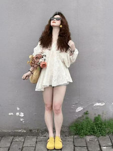 XUECAIQI | Slimming and Age-reducing Outfit Set Blouse Shorts