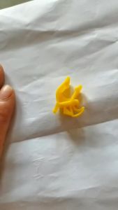 Set 2 Chốt nhựa giữ thanh chống capo (VÀNG) cho xe hơi Ford Ranger Transit đinh tán nhựa móc kẹp mui ô tô