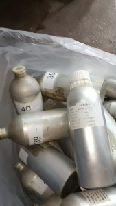 ขายถูก ขายตามสภาพ ไม่รั่ว ไม่ซึม ขวดอลูมิเนียม มือ 2 ขนาด 1000 ML หรือจุ 1กิโล ใส่น้ำหอมมาจากโรงงาน  (USED Aluminum Bottle 1000 ml)