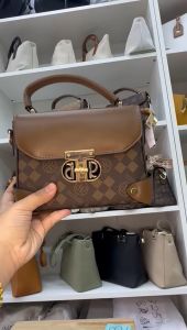 SM WOMEN FASHION BAG / SOLID COLOUR / SHOULDER & CROSSBODY / HIGH QUALITY / READY STOCK / SAME DAY DELIVERY / FS 5329