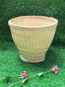 หวดนึ่งข้าวเหนี่ยวขนาดเล็ก (ขอบไม้) รุ่นแข็งแรง สามารถนึ่งข้าวได้ 1-2 กิโล ใช้ได้กับหม้อนึ่ง เบอร์ 20