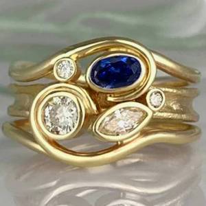 Huitan Twist Cross Design Luxury Women Ring with Sparkling CZ Engagement Noble Female Accessories Party Wedding Charming Jewelry
