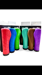 Tay nắm đệm tay đỡ tay mềm mại của ODI dành cho xe đạp