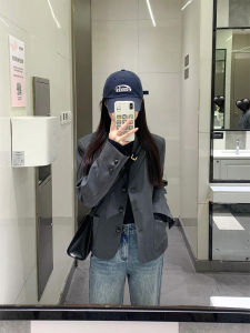 YUFUQING | แจ็คเก็ตสูทสีเทาสำหรับผู้หญิง 2025 ฤดูใบไม้ผลิใหม่ สไตล์ยุโรป ดีไซน์ลำลอง เสื้อคลุมแบบยูนิเซ็กซ์ ผ้าโพลีเอสเตอร์ 100%