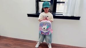 Balo mầm non họa tiết 3D Ngựa pony Mèo Kitty chống thấm nước chất liệu an toàn M1