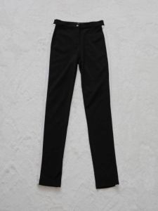 กางเกงกีฬาผู้หญิงเอวกลางสีดำ ทรงสลิมฟิต ระบายอากาศได้ดี แห้งเร็ว ยืดหยุ่น สวมใส่สบาย ผ้าโพลีเอสเตอร์ กางเกงขายาวทรงตรง