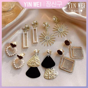 การออกแบบต่างหูสำหรับสตรีคุณภาพสูงต่างหูสำหรับต่างหูแบบหนีบไร้หู Anting Retro ลมเย็นที่เรียบง่าย