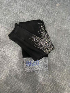 Comfortable Fleece Lined Small Foot Pants for Women Heavy Rhinestone Elastic Waist Autumn Winter Style Loose Fit Casual Trousers