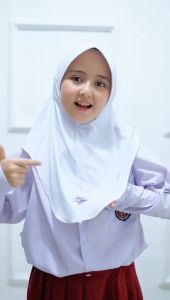 Hijab Bergo Hamidah Jersey Alika Jilbab Sekolah Pinguin Anak Kerudung Geblus Anak By Kalishaofficial