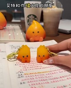 Gantungan Kunci Couple Charmander / Beli 1 dapat 2 / Gantungan Kunci 1 Set Pasangan Magnet