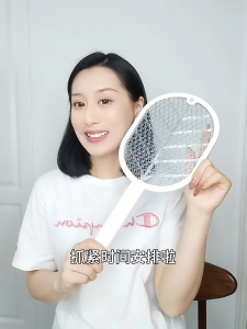 ก้านยุงไฟฟ้ากับดักยุงไฟฟ้าพร้อมแท่งชาร์จ USB ก้านยุงไฟฟ้าออกแบบใหม่ 3000V ก้านยุงไฟฟ้าราคาถูกออกแบบตาข่าย 3 ชั้นเพื่อป้องกันไฟฟ้าช็อตเมื่อสัมผัสกับก้านยุงไฟฟ้าโดยไม่ตั้งใจ น้ำหนักเบาและใช้งานง่าย มาพร้อมกับรังสียูวีสีม่วง ถูก