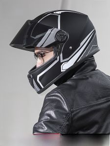 หมวกกันน็อคเต็มใบ ABS สำหรับขี่มอเตอร์ไซค์ไฟฟ้า หมวกกันน็อคฤดูหนาวสำหรับผู้ชายและผู้หญิง หมวกกันน็อคไฟฟ้าแบบสามจุดที่ได้รับการรับรองจากจีนแผ่นดินใหญ่