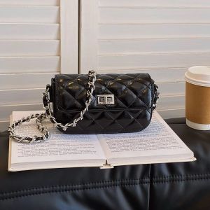 Mini Chain Crossbody Bag Womens Silver High Quality Fashionable Summer Versatile Single Shoulder Bag Korean Style Soft PU Leather