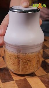 Máy Xay Gia Vị Mini Sạc Điện Phiên Bản Mới 2026 - Xay Thịt Tỏi Ớt Xay Sả Gừng Xay Rau Củ Quả