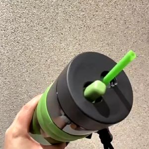 แก้วกาแฟสแตนเลส 316 แก้วเก็บความเย็น 710ml 26oz พร้อมฝาปิดขวดสูญญากาศสามารถเก็บความร้อนและความเย็น