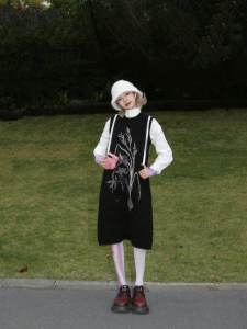 New Chinese Style Suit Womens Fall and Winter National Style Retro Florals Sleeveless Knitting Vest Dress Inner Shirt Two-piece Set