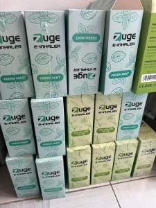 Ống Hit hỗ trợ thông mũi sảng khoái với mùi vị bạc hà và thảo mộc the mát