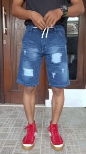 Celana Pendek Sobek Jeans Pria Robek Pinggang Tali Kolor Ripped Terlaris Kekinian Distro Terbaru Warna Biru Muda Navy Dongker Jumbo 33-38