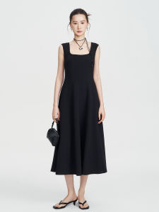 Elegant Hepburn Style Square Neck Black Sleeveless Dress Slim Waist Wide Shoulder Straps