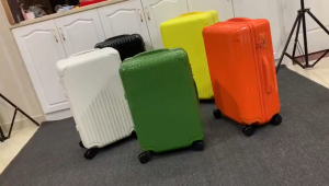 พร้อมส่งในไทย กระเป๋าเดินทาง 20/24/28นิ้ว ABS+PCย้อน ยุค น้ำหนักเบา กระเป๋าล้อลาก suitcase ล้อลากกระเป๋าล้อลาก