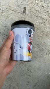 Tumbler Mickey Mouse: Gelas Souvenir Minum dengan Gagang Botol
