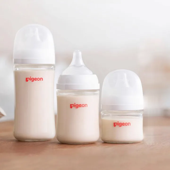 Pigeon Bình Sữa Thủy Tinh Cổ Rộng Cho Bé - Núm Ti Mềm Mại, An Toàn Tự Nhiên
