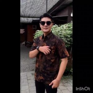 Baju kemeja batik pria dewasa motif terbaru modern lengan pendek bahan katun seragam kantor dll