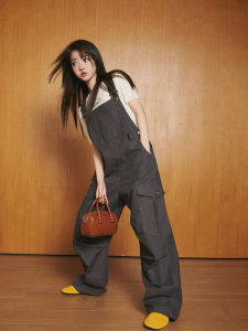 MIUCO | Quần Dungarees Phong Cách Form Rộng Có Khóa Điều Chỉnh