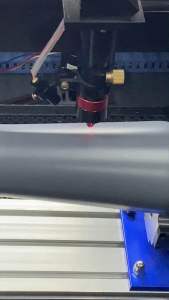 แก้วเก็บอุณหภูมิ แก้วสแตนเลส แก้วเยติ ทรงสตาร์บัค พื้นมียางรอง ผิวซิลิโคน เลเซอร์ชื่อได้ เก็บความเย็น - ร้อน ขนาด 500 ML มาพร้อมกับหลอดดูดสแตนเลส สะดวกต่อการใช้งาน