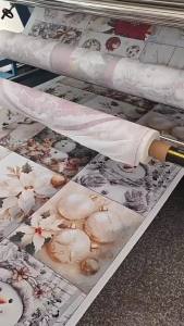 พรมแขวน ผ้าม่านตกแต่งสำหรับห้องนอน ห้องนั่งเล่น ห้องเรียน ผ้าแขวนผนังพื้นหลัง