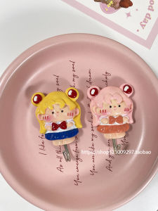 No-Drill Resin Sticky Hooks Cartoon Design for Living Room And Kitchen Door Back Decorative Hanging Hooks without Trace