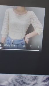 เสื้อยืดสลิมท็อปส์ซูด้านล่างผู้หญิง ฤดูใบไม้ผลิฤดูร้อนใหม่กลวง น้ำมันขนาดที่ 100 มล