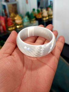 Vòng tay đ.á M.ắt M.èo Cắt giác Trắng bản 2.5 sen phiên bản giới hạn cao cấp sang trọng cho Nữ.