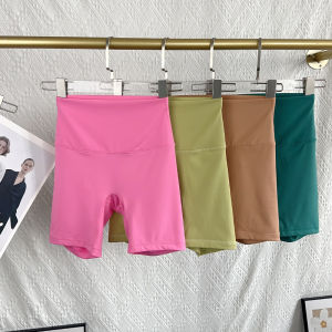 Womens Sports Yoga Shorts with High Waist Hip Lift Fitness Running Cycling 4-point Shorts Quick Drying Womens Yoga Short