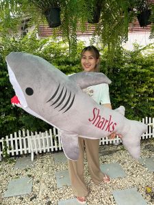 ตุ๊กตาปลาฉลาม ขนนุ่ม ตัวใหญ่ประมาณ 120 ซม มี 4 สีให้เลือก รับประกันความนุ่ม