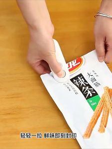 เครื่องซีลถุงอาหารขนาดเล็ก/2-in-1 เครื่องซีลความร้อน/เครื่องซีลถุงพลาสติกสำหรับอาหารว่าง/เครื่องซีลความร้อนแบบพกพาพร้อมเครื่องตัด/USB เครื่องซีลมือถือแบบชาร์จไฟได้ผ่าน